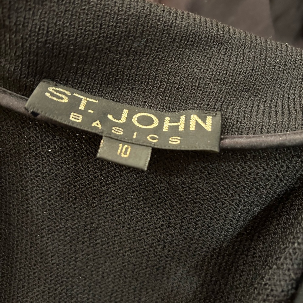 St. John’s Basic Tunic Jacket Size 10 - image 2